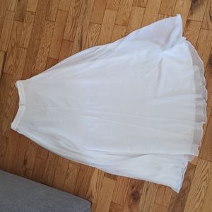 NWT David's Bridal White Long Chiffon Skirt Size 6